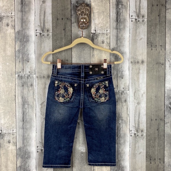 Girls Miss Me Cuffed Capri Floral Peace Jeans Sz 7 - Picture 14 of 16